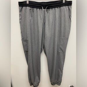 ✨ White + Gray & Black Scrub Pants / Joggers Size XXL